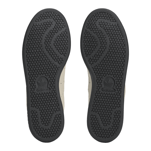 IH3432 4 FOOTWEAR Photography BottomView transparent